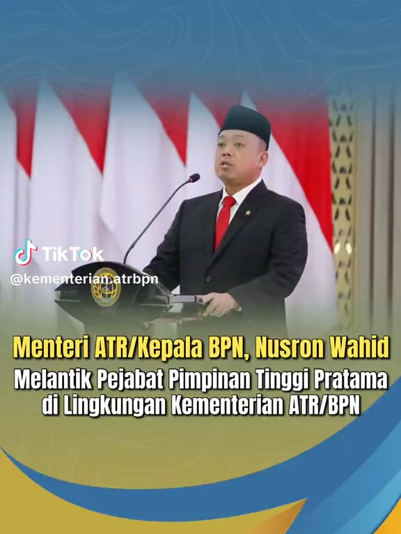 Repost @kementerian.atrbpn  Halo #SobATRBPN, Menteri ATR/Kepala BPN, Nusron Wahid melantik Pejabat Pimpinan Tinggi Pratama di lingkungan Kementerian ATR/BPN. Pada kesempatan ini, Menteri Nusron menyampaikan bahwa pelayanan dan Sumber Daya Manusia menjadi kunci dalam sistem kerja Kementerian ATR/BPN. Simak selengkapnya pada video berikut ya, Sob☝🏼 #IndonesiaLengkap #ATRBPNKiniLebihBaik #ATRBPNMajudanModern #MelayaniProfesionalTerpercaya