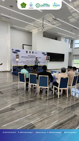 Penyerahan santunan kepada Gereja HKI atas Penanganan dampak sosial kemasyarakatan terhadap sebagian lahan Kampus UIII. ----- Yuk Ikutin Terus Berita Pendidikan Tinggi Keagamaan Islam Melalui Akun Resmi: • Website: https://pendis.kemenag.go.id/ditptki • Facebook: Diktis Kemenag RI • Instagram: Diktis.Kemenag.RI • Tiktok: Diktis.Kemenag.RI • Youtube: DiktisKemenagRI Jangan Lupa Follow, Like, Share and Comment. #KemenagRI #PendisKemenag #diktiskemenagri #UIII #gerejahki #santunan #pembebasanlahan