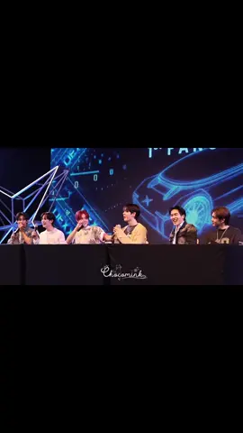 อยากลองเพลงแนวไหน หลากหลายเหตุการณ์มาก 🤣 #DEXX1stFansign #DEXXth @JS @krptt @mynameis_yim @auautnp @Porsuppakarn @teetee.wpc 