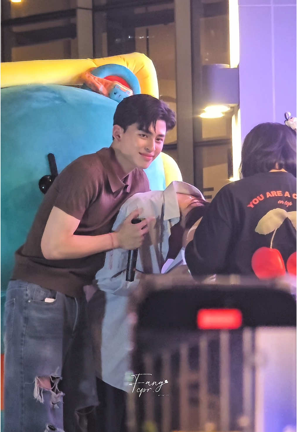 ตอนแรกก็ฮึบไว้ พอภูวินทร์ร้องไห้ ก็ร้องตามทันที 😭 เก่งมากๆ วันนี้มีคนรักเพิ่มขึ้นมาเยอะเลยน้า #ppnaravit #phuwintang #pondphuwin #ปอนด์ภูวินทร์ 