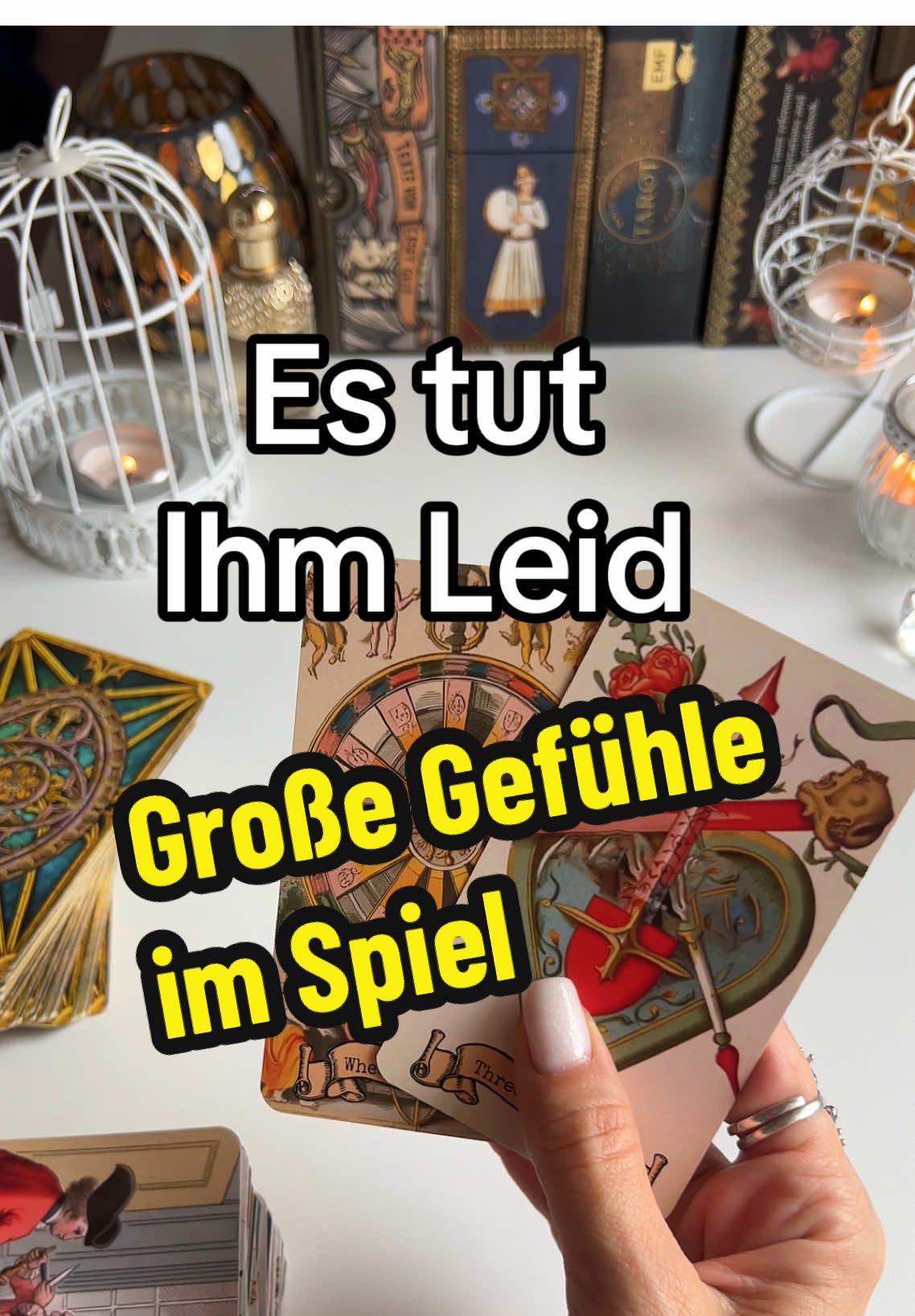 Lies hier ⤵️ Diese Legung ist allgemein und kann nicht für alle stimmig sein, es kann aber sein das du zu 100% damit resonierst. ✅Persönliche Beratung per insta: ilona_tarot_deutsch ❌schreibe dich niemals an für eine Legung, das machen Scammer/ Betrüger  #kartenlegung #tarotkarten #wahrsager #kartenlegerin_ilona #kartenlegendeluxe #kartenlegenilona #wahrsagerinilona #tarottok #tarotlegung #germanwitchtok #botschaft #liebesbotschaft #lovereading 