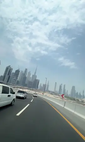 Stunning view beautiful Dubai #fyp #dubai #uae #explore #viralvideo #foryoupage @Jatti😎😎 