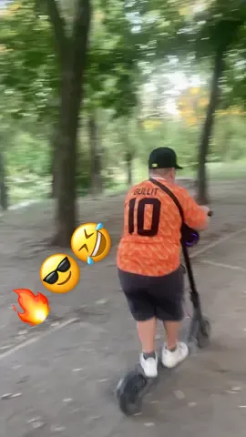 Бодя с музыкой везде ❤️🤣🔥 #бодя #рекомендации #приколы #смех #музыка #движ 