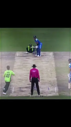मैं अगर सुना दू अपनी जवानी के किस्से..... . . . . . . . . . . . . . . . . . . #viratkohli #viratian #virat #kohli #vk18 #viratkohlifanclub #viratkohliedits #viratkohlifc #indiancricket #cricket #cricketfans #trendingreels #reelkarofeelkaro #reelsindia #explorepage #fyp #reelsviral 