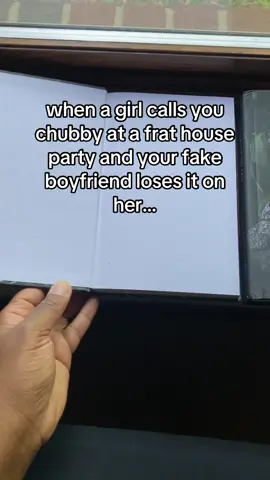 what would you do if your fake boyfriend found you like this? 👀#fentysuperbrandday #fictionalmenwrittenbywomen #bookswhereheisobsessedwithher #fakedatingbooks #creatorsearchinsights 