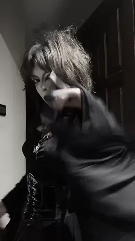 love how overused this sound is xd // #goth #gothic #alt #alternative #gothmakeup #punk #emo #fyp #foryoupage #wlw #xybca 
