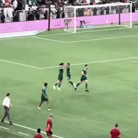 لو طريقك نار كبرى احترقق كليي واجيكك💚💚.#fypシ゚viral #ibanez #alahlifc #سومار⚜️ 