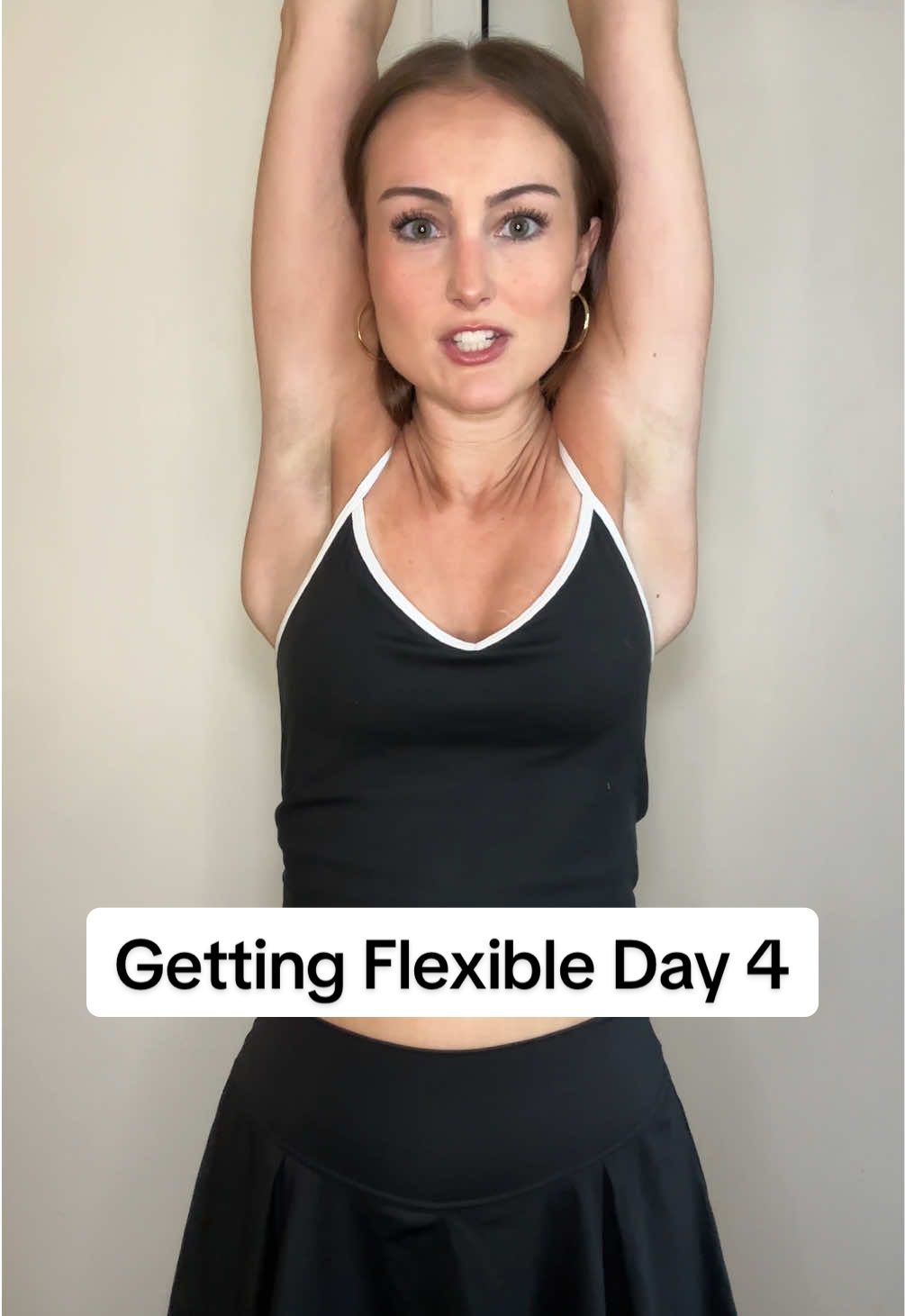 is it ok that my arms do that?? please let me know if you can do it too 😭 #stretches #flexible #flexibility #stretching #Fitness #howtogetflexible #stretchesforflexibility 