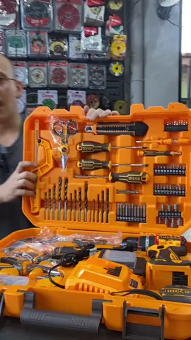 Tudo o que você precisa em uma única maleta. O Kit Ingco com 165 ferramentas + parafusadeira de impacto 20V é completo, potente e pronto pra qualquer desafio. De elétrica a marcenaria, do DIY ao uso profissional — esse kit resolve! ✅ Parafusadeira com 66Nm de torque ✅ Bateria 20V de longa duração ✅ Ferramentas com acabamento premium ✅ Maleta reforçada com tudo organizado                                             👉Garanta o seu antes que acabe!              #ingco #ferramentas #construcao #marcenaria #tiktokshop 