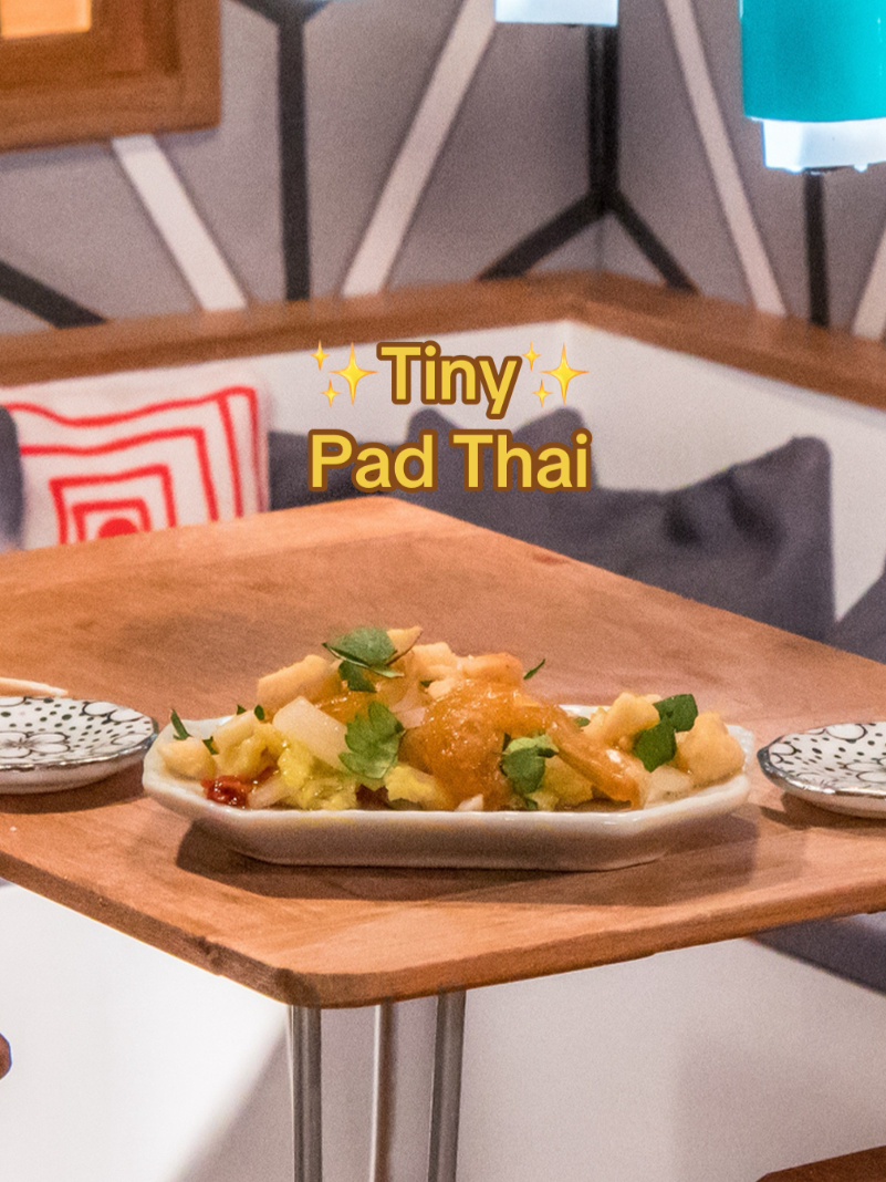The Tiny Pad Thai of our dreams. 🥹 #TinyKitchenCooking #TinyKitchen #PadThai