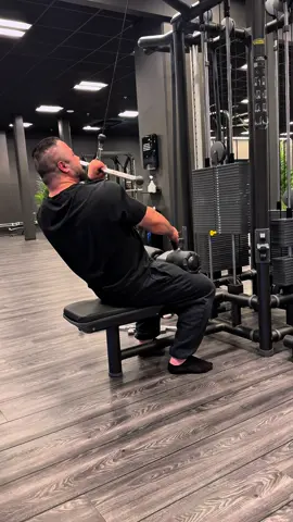 💀💀💀 #gym #GymTok #lifttok #motivation #challange #gymchallange #fullstack #fyp #onehand #triceps 