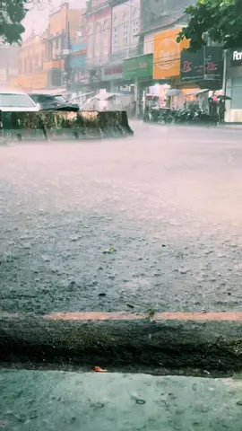 Final da tarde , aquela #chuva consagrada , e  lógico não pode faltar aquela #marcantes_do_pará .