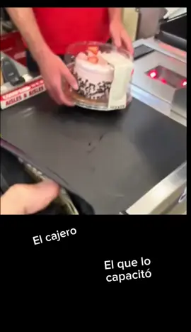 Y quién capacitó a este empelado? 😱 #meme #memes #parati #viral #fun #foryou #foryoupage 