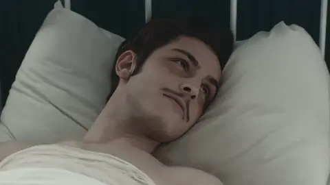 من عذابي قلت لعيونك هلا  #vatnimsensin #انت_وطني #explore #هلال_ليون #hileon #borankuzum 