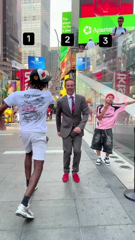 Who’s slap was cleanest? 🤔👋🏻 @Dre_da_dancer2.0 @TJ👲 #nyc #trend #dance 
