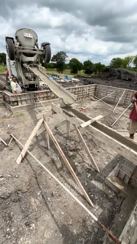 Who needs a pump truck. #concrete #construction 