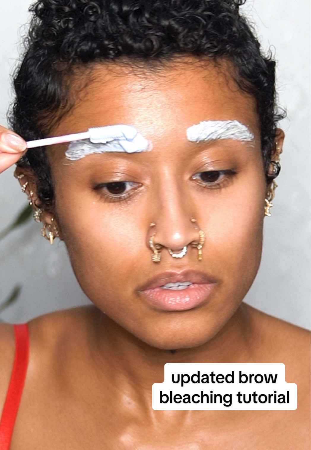 Updated brow bleaching method! Here's how I bleach my eyebrows to a platinum blonde in only one round using one of the lowest volume developers possible! I've used other products to bleach my brows but nothing compares to how well this combo of products and method works. If you need an easy way to bleach your brows platinum and have been struggling, try this tutorial out and you'll be obsessed! #beauty #bleachedbrows #howtobleachbrows #howtobleachyourbrows #howtobleacheyebrows #howtobleachbrows #bleachedeyebrows #bleachingmybrows #bleachingmyeyebrows #howtobleachedbrows #howtobleachedeyebrows #eyebrowtutorial #browtutorial #eyebrowstutorial #beautytutorial #beautyvideo #beautyvideos #howtoeyebrows #howtobrowtutorial #offbeatlook #hair #hairdye #nyc #newyork #newyorkcity #hairdyetutorial #altblackgirl #alteyebrows #altmakeup #altmakeuptutorial #BeautyTok #camillejohnson #fyp #viral #creatorsearchinsights #TikTokCreatorSearchInsightsIncentive  @Schwarzkopf Professional 