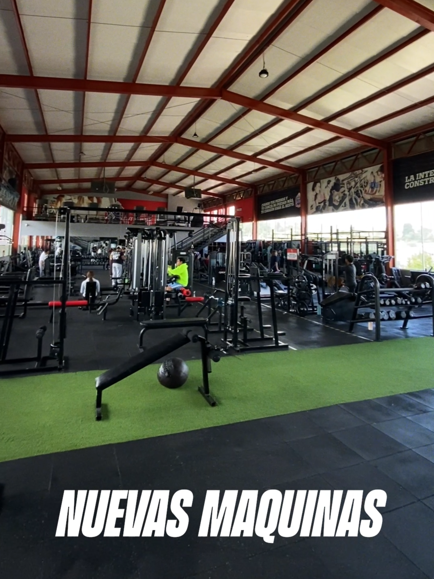 En Cantera Sport Club estamos escribiendo un nuevo capítulo. 💥 Más máquinas. Más clases. Más fuerza. Llegó la evolución que tu entreno necesitaba: ✅ Nueva maquinaria de última generación 🥋 Clases de Karate 💃 Salsa y bachata para moverte con ritmo ⚽ Academia de fútbol infantil y juvenil 🔥 Clases intensas de EMOM, Spinnin, Functional y más 🎯 Todo en un solo lugar, con la misma energía, atención y excelencia de siempre. Este es el momento perfecto para empezar tu transformación. 📲 Escribinos y unite a la nueva era del fitness 👉 wa.me/50233263060 #LaNuevaEraCantera #CanteraSportClub #XelaFitness #GymCompleto #EntrenaConTodo #ClasesCantera #NuevaMaquinaria #CanteraRevoluciona