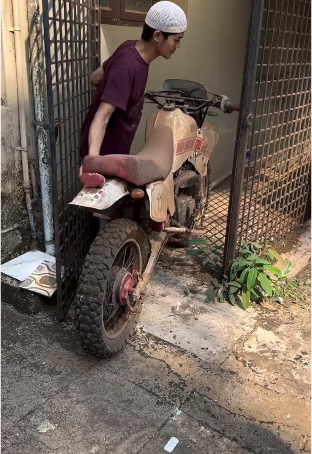Releasing 25 Year Old Yamaha RX100😍💪 #reels #amazing #bike #biker #yamaha #rx100 #instagram #passion #buildnotbought #ajaydevgan