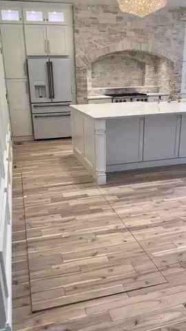 ✨ Have you ever imagined that there might be something secret under the floor of such a luxurious kitchen? 😱🏡 Get ready to discover one of the smartest and most amazing architectural ideas hidden inside this house! Don't forget to support us with a like 👍, subscribe to the channel 🔔, and share the video with your friends to impress them with this genius design! 📲💬 Get ready to be amazed... you won't believe what's underground! 👀👇 #fyp #foryou #viral #tiktok_india #tiktokmalaysia 