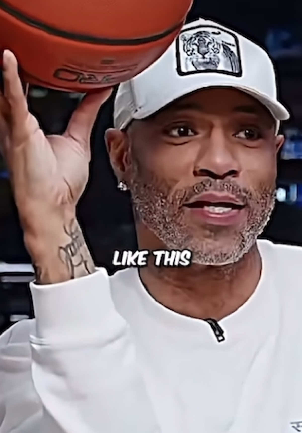 Gil’s Arena on Shaq’s free throws. #gilsarena #shaq #NBA #basketball #alleniverson #fyp #kenyonmartin #gilbertarenas 