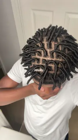1 year loc journey 🎂#CapCut #locjourney #dreadlocks #dreadhead #locs #1yearanniversary #hair #fyp #viral #relatable #xyzbca ##