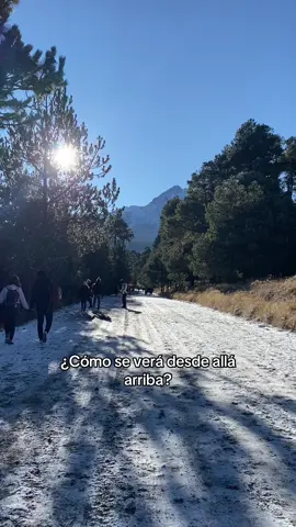La mejor vista 🥰🥶🌍ya me siguen🫶#alva_lupita_ #brillar✨✨✨ #foruyou #viajes 