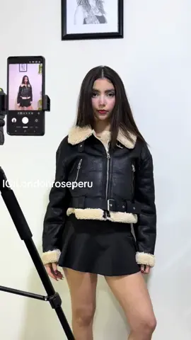 Chaqueta Cazadoras, perfecto para este frío 🥶 #chaqueta #tiendaonline #tiktoklive #modafeminina #cuero #londonrose #outfitideas 