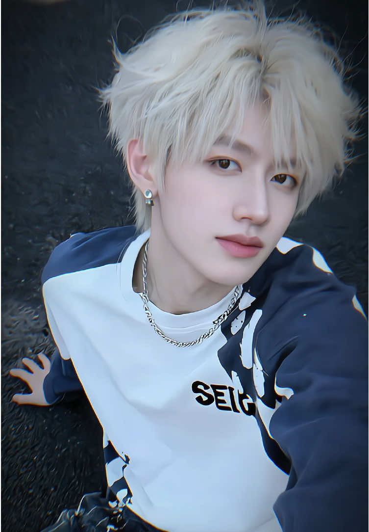 Đẹp trai tuyệt đối ☝️ #chuchíhâm #chuchiham #zhuzhixin #朱志鑫 #zhuzhixin_朱志鑫 #xuhuong 