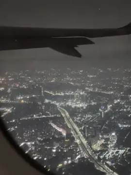 “梦想是心声，无需请求许可。别人或许不理解，但你有权选择自己的路。 “ “Ước mơ là tiếng nói của trái tim, không phải điều phải xin phép ai. Người khác có thể không hiểu, nhưng chính bạn mới có quyền chọn hướng đi cho mình.”#trungkhanh #trungkhanhtrungquoc🇨🇳🇨🇳🇨🇳 #thoidaiphongtuan #viralvideo #fypviralシ #foryou 