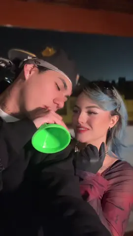 Me gustas pero tienes novio @Handa 🩵✨ 