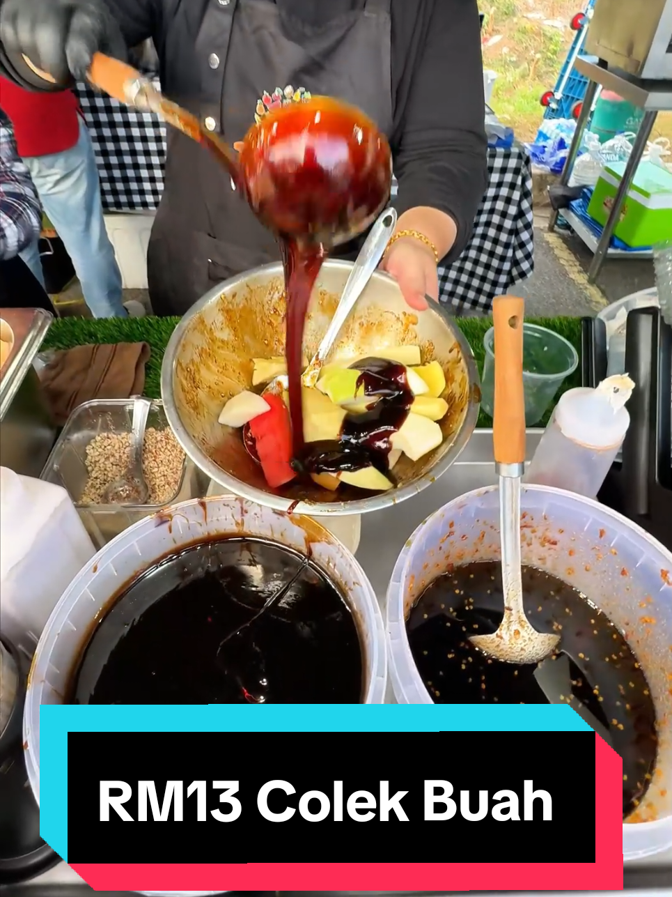RM13 Colek Buah  📍Wawa Colek @ Pasar Saloma KIP Mall Desa Coalfields ⏰30th July-3rd August; 1pm till 10pm 🎥@amirahfoodie 