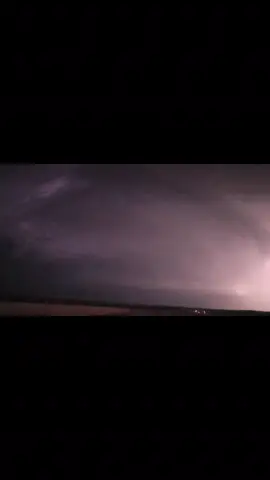 Always gotta stay 5 steps ahead and keep a folder. #storms #iowa #lightning #toxic 
