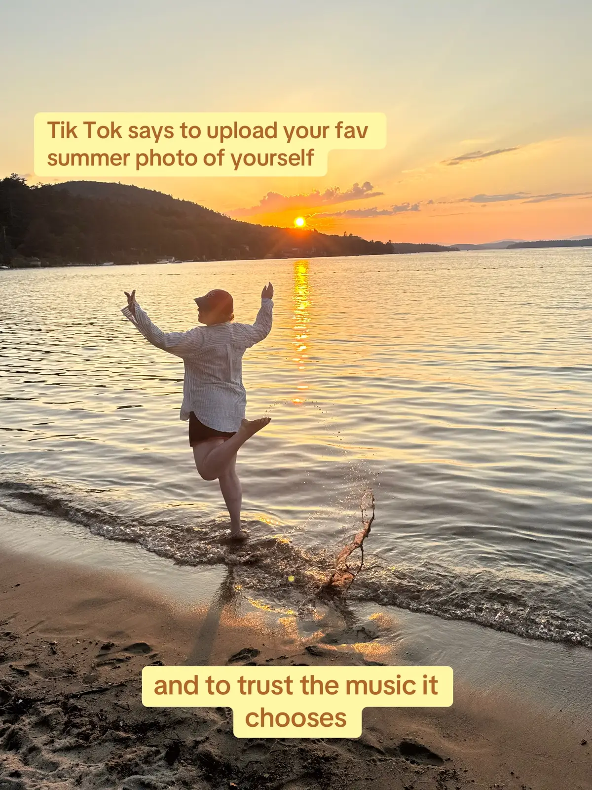 Evening lake swims and sunsets are all I require to be happy. This was at Lake Winnipesaukee, New Hampshire. Ellacoya State Park has the best sunsets you guys.  #trending #photography #lake #swimming #newengland