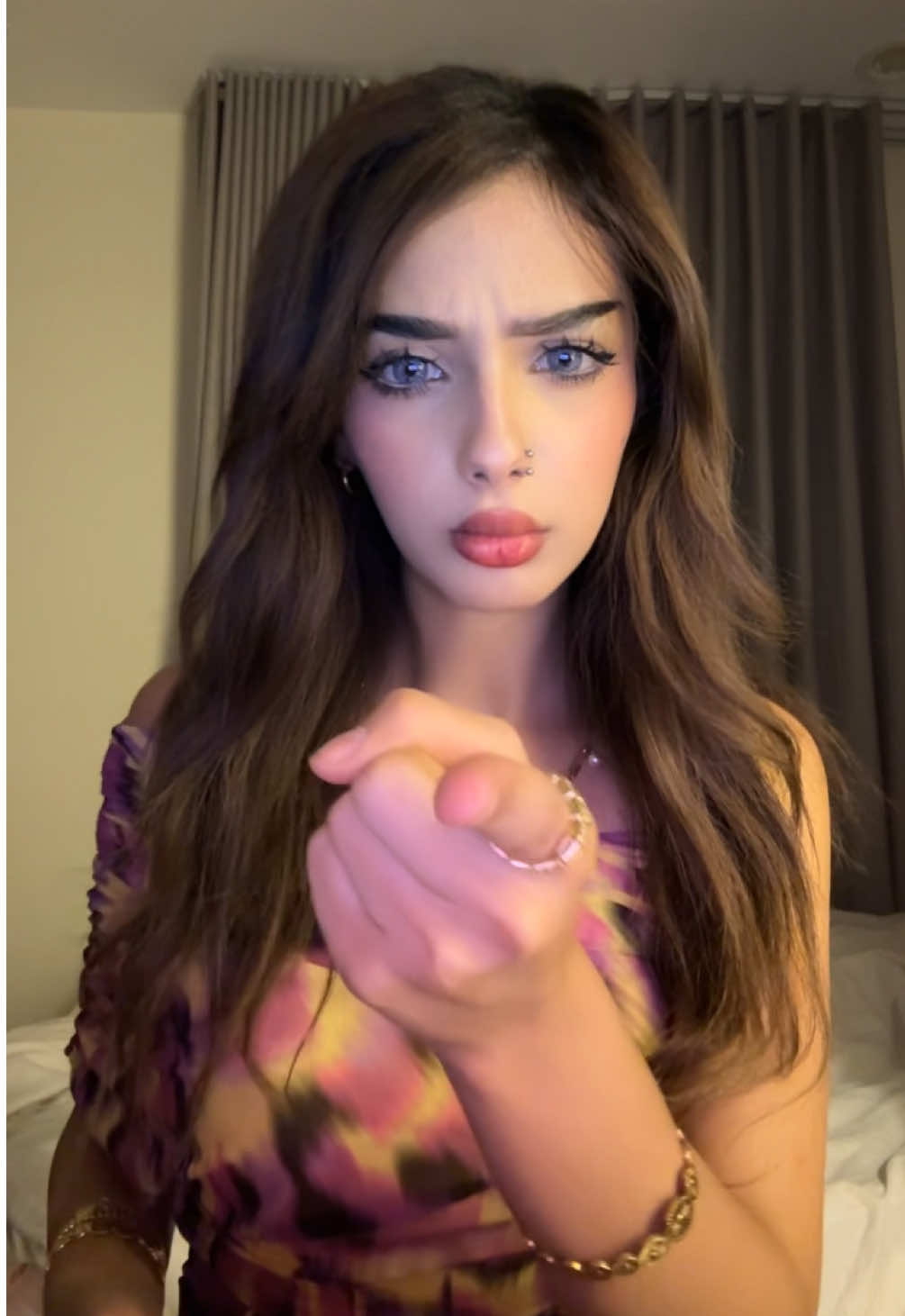 معصبه والتعليقات تقول دلع!!وبكمنه سلاماتتت 