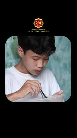 Chúng ta thường buồn vì những điều mình không có, mà quên mất rằng có người chỉ muốn được như mình. Tập 142 - Mái ấm gia đình Việt #hoasengroup #hoasenhome #tonhoasen #maiamgiadinhviet #24namsechiacungcongdong 