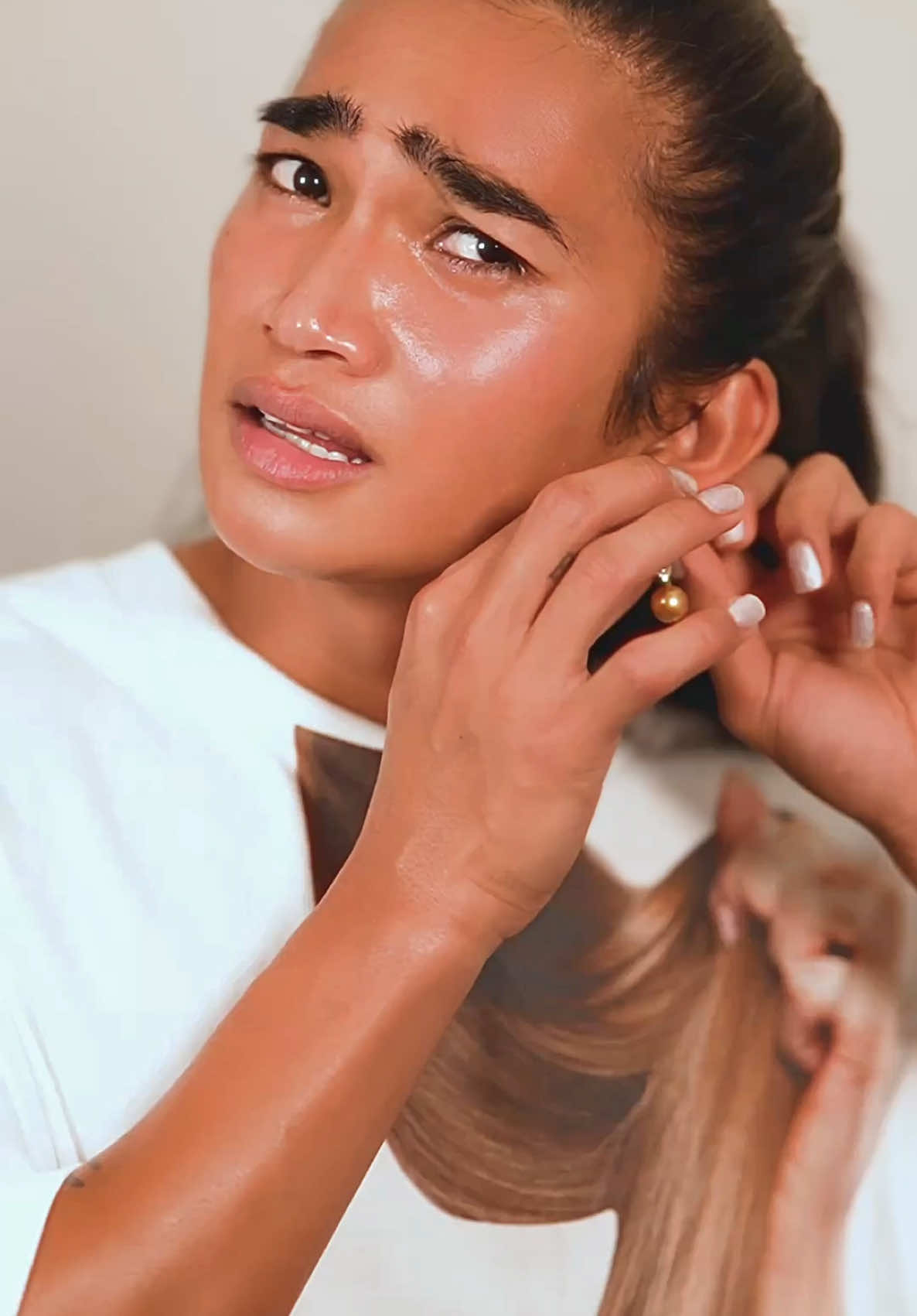 Your favorite Baddest’s , Favorite Baddest @bretmanrock 💅🤍 Happiest Birthday to this Leo Legend, no one does it like you dowter! Born to Slay, raised to Rule PERIODT. ⚡️🥳🎂🎊 MakeUp • Carissa Cielo Medved Hair • @paulnebres  Video Process • @ryansolen  of @philip.viktor  Associates • @paulmcdavid  @mariel.munsod White Ensemble • @rajolaurel @houseoflaurel  Styled by • @brianmeller  Pearls • @jewelmer  Nails • @mimsqiu  #MakeUpbyCarissaCieloMedved  #HairbyPaulNebres  #MakeUpArtistPhilippines #bretmanrock  #fy #fypage #foryou #foryourpage -#fyp #fyppppppppppppppppppppppp  #AllurePhilippines @piacampos @wtalentmanagement 🫶