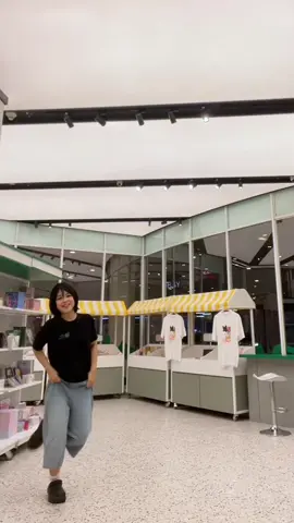 First try 🥹 TWS’s choreo has such amazing footwork... Hope I did okay ㅜㅜ💙 (maaf ya masih banyak miss nya :