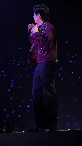 Newark D2! What a fantastic way to end the US portion of the #RUNSEOKJIN_epTOUR . I am so proud of and happy for Jin. He showed us a masterclass in unconventional concerts…single-handedly! #theastronaut @BTS 