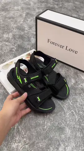 Tham khảo nha mẹ ơi #sandalbetrai #sandaldihoc #sandaldichoi #sandalchatluong #sandalxinxo #sandal2025 #sandalnamnu #giaysandal #sandalgiahssv #xuhuong 
