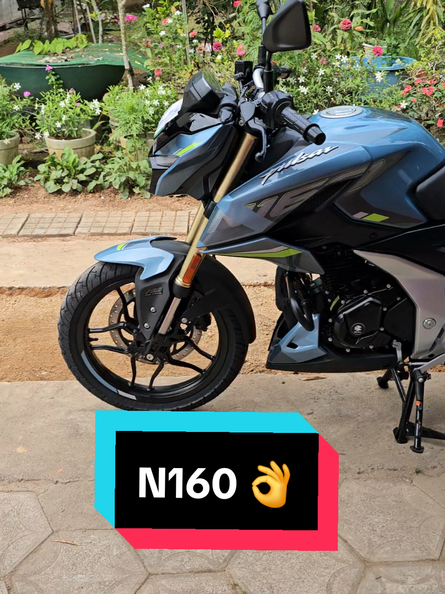 වැඩට යන එක 🙏👌 #bajajpulsar #n160 #biker #srilanka #exhaustsound 