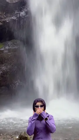 Hiii terimakasih sudah datang dan menyembuhkan rasa yg pernah mati 🦥#kedungkayangwaterfall #4u #trending #fypシ゚viral🖤tiktok #indonesia 