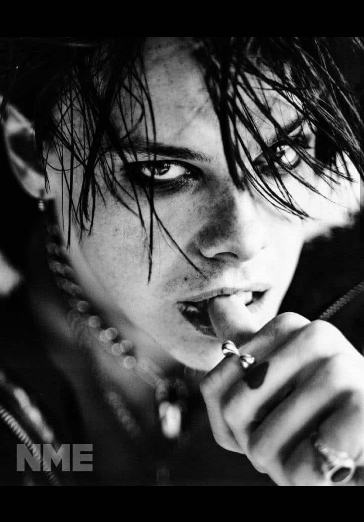 Why yes, I do have a slight crush. Don’t judge me. 🖤🖤🖤                #yungblud #yungbludfan #lovesicklullaby #cantgetenough #idols #ghosts #domharrison @yungblud 