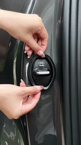 Bộ 4 vỏ bảo vệ chốt cửa xe hơi giảm sốc chống gỉ rét có logo hãng xe #phukienoto #trangtrioto #viral #trending 