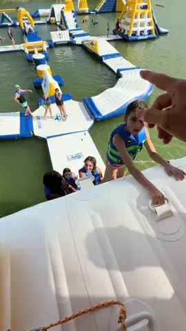 Aujourd’hui j’y serais les gars toute l’après-midi venez débloquer les réf ! 🫢@AQUAPARKSAINTJEAN 