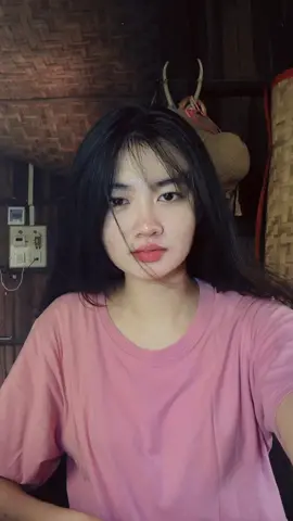 #မြင်ပါများပီးချစ်ကျွမ်းဝင်အောင်လို့🤒🖤 #ချစ်စရာကောင်းတာတစ်ခုပြမယ်🥺🎀 