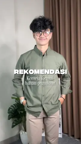 Nggak perlu effort besar buat tampil profesional bro! Rekomendasi dari Mimin cukup pake Broodis RADIANT Green biar lo siap tampil kece! 😎 #Broodis #KemejaPria #BroodisRadiant #KemejaAdem #casualoutfit #RekomendasiOutfitPria #fyp 