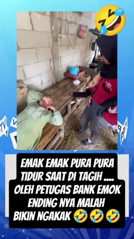 Viral emak emak pura pura tidur saat di tagih petugas bank emok 🤣🤣 #bankemok  #kocak #lucu #viral