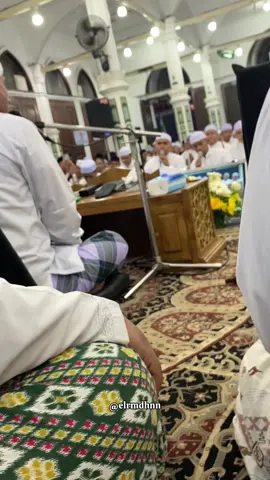 #kanzussholawat #majelissholawat #habibluthfibinyahya #azzahirpekalongan #sholawat #fyp #banjari 