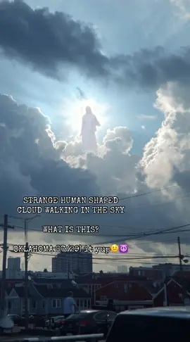 HUMAN SHAPED CLOUD SEEN MOVING IN THE SKY #strange #jesus #heaven #hell #conspiracy #oklahoma #jesulovesyou #rapture #judgementday 